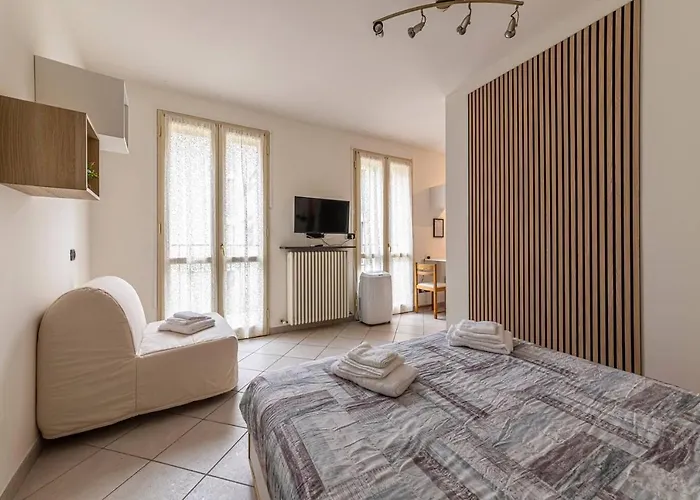 Di - In Centro A 1 Min Da E Stazione - Wifi Appartement *