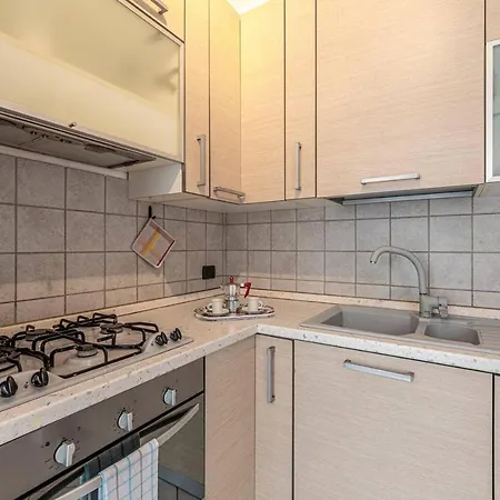 Di - In Centro A 1 Min Da E Stazione - Wifi Lecco